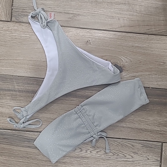 🔴Scrunch tie bandeau strapless bikini swimsuit - Picture 7 of 7